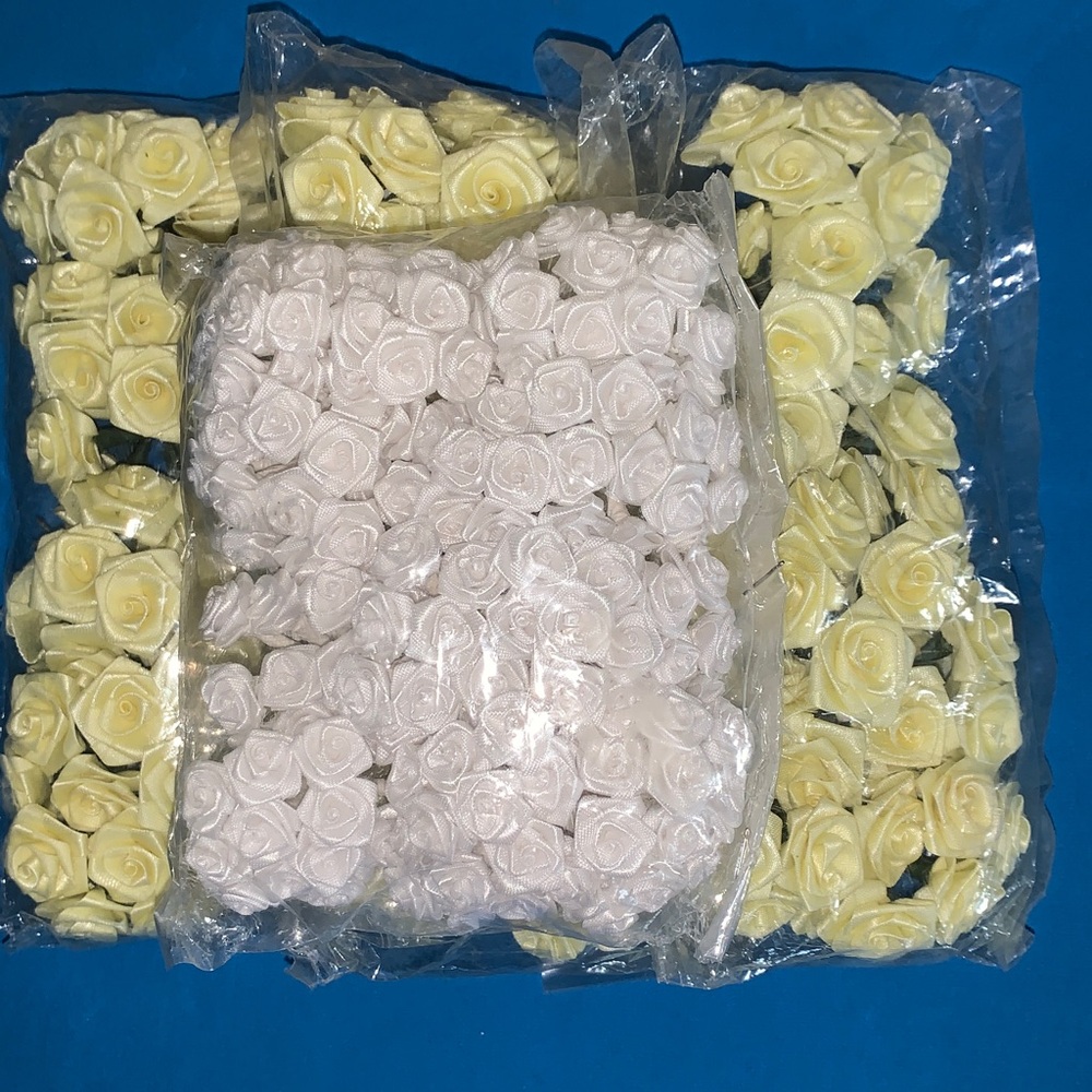 Rose Buds Craft yellow and white - Picture 2 of 8